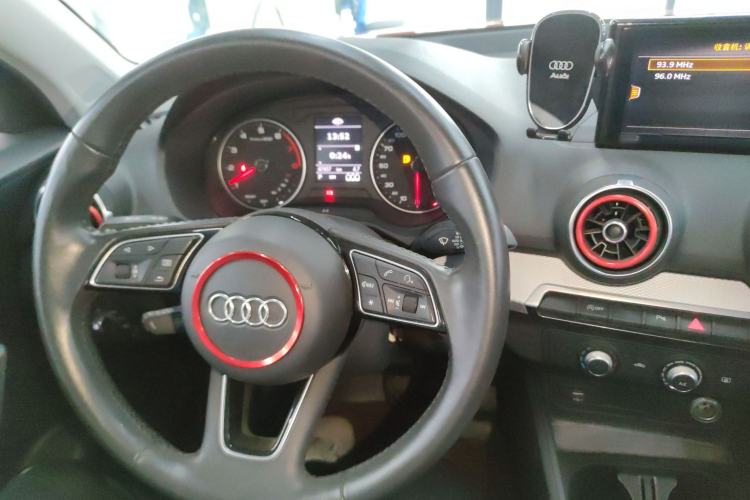 Used Audi Q2L 2020 35 TFSI Ambition Dynamic Edition Center Console