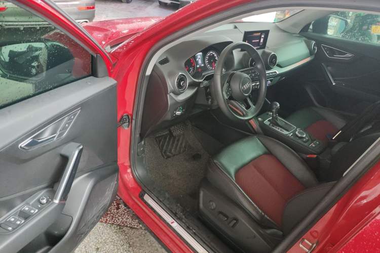 Used Audi Q2L 2020 35 TFSI Fashion Dynamic Model Driver Seat