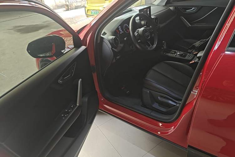 Used Audi Q2L 2020 35 TFSI Ambition Dynamic Edition Driver Seat