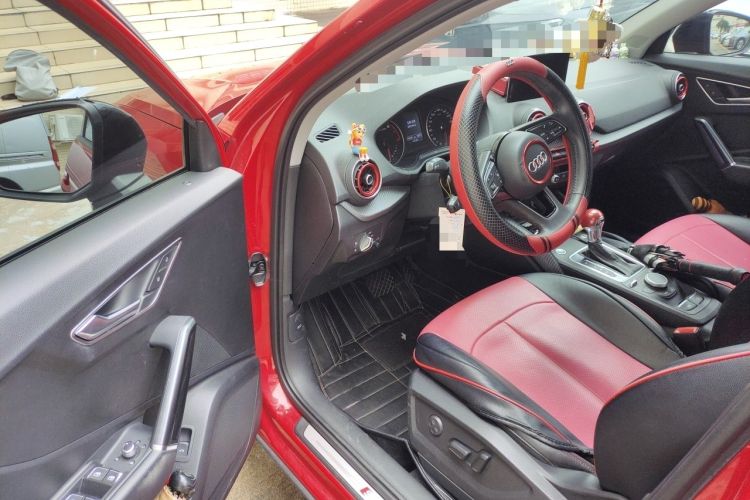 Used Audi Q2L 2020 35 TFSI Fashion Dynamic Model Driver Seat