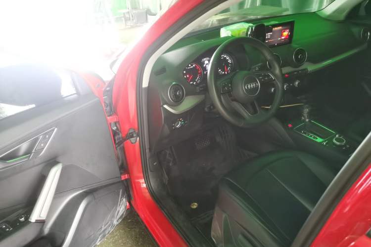 Used Audi Q2L 2020 35 TFSI Ambition Dynamic Edition Driver Seat