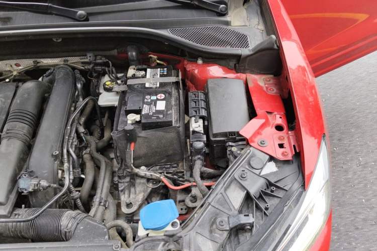 Used Audi Q2L 2020 35 TFSI Fashionable and Elegant Model Engine Bay Left