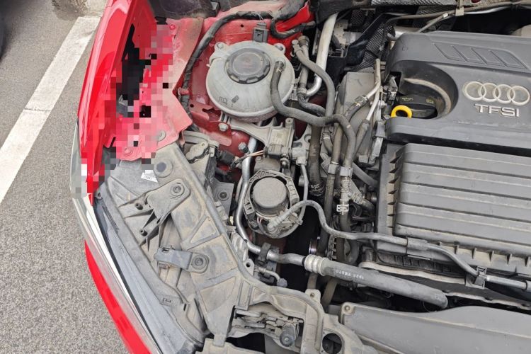 Used Audi Q2L 2020 35 TFSI Fashion Dynamic Model Engine Bay Right