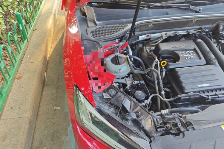 Used Audi Q2L 2020 35 TFSI Ambition Dynamic Edition Engine Bay Right