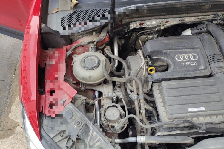 Used Audi Q2L 2020 35 TFSI Fashion Dynamic Model Engine Bay Right