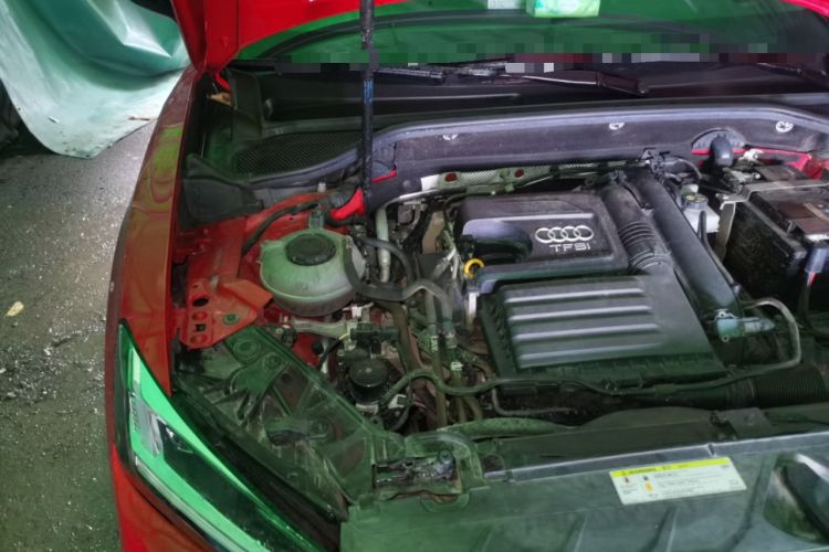 Used Audi Q2L 2020 35 TFSI Ambition Dynamic Edition Engine Bay Right