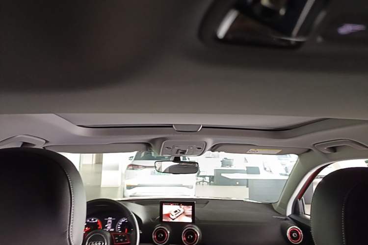 Used Audi Q2L 2020 35 TFSI Ambition Dynamic Edition Headliner