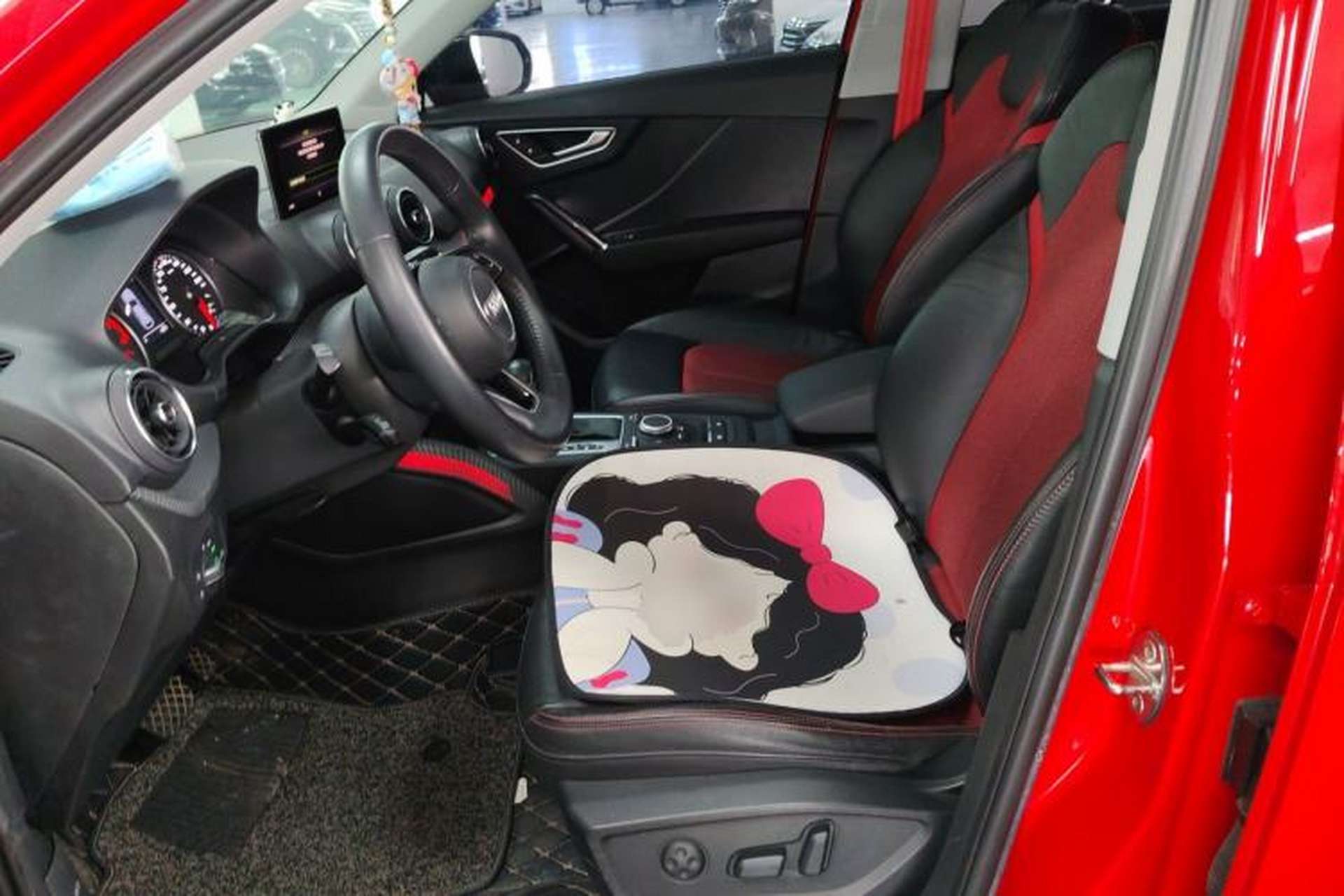 Used Audi Q2L 2020 35 TFSI Fashion Dynamic Model Left Front Seat