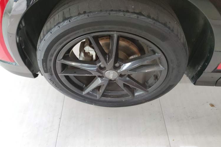 Used Audi Q2L 2020 35 TFSI Ambition Dynamic Edition Left Front Wheel Hub