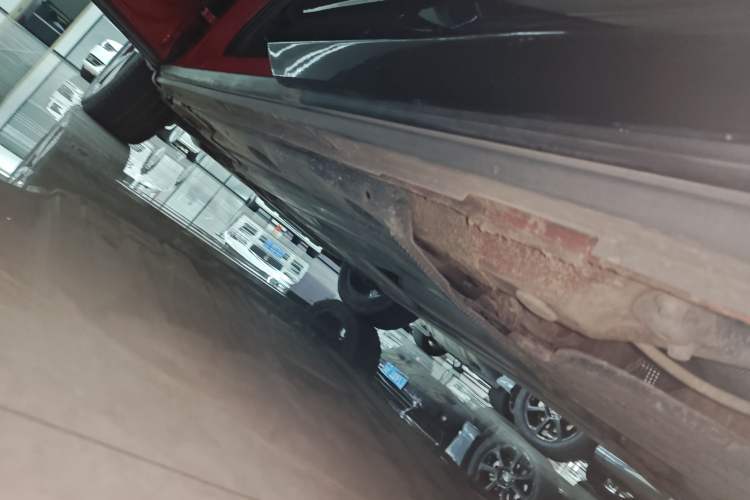 Used Audi Q2L 2020 35 TFSI Fashion Dynamic Model Left Side Sill