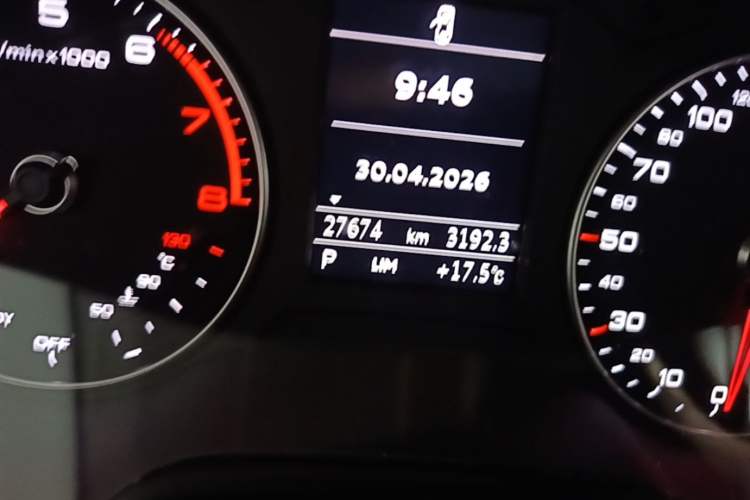 Used Audi Q2L 2020 35 TFSI Ambition Dynamic Edition Odometer Close Up