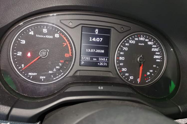 Used Audi Q2L 2020 35 TFSI Ambition Dynamic Edition Odometer Close Up