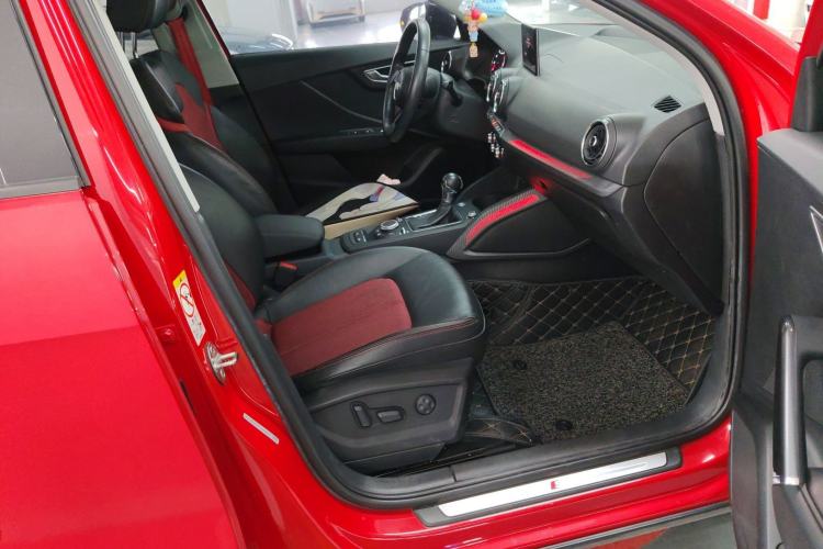 Used Audi Q2L 2020 35 TFSI Fashion Dynamic Model Right Front Seat