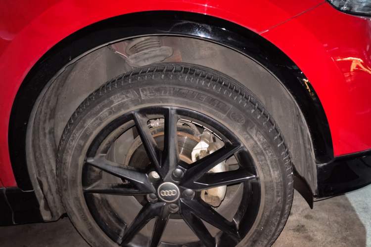 Used Audi Q2L 2020 35 TFSI Ambition Dynamic Edition Right Front Wheel Hub