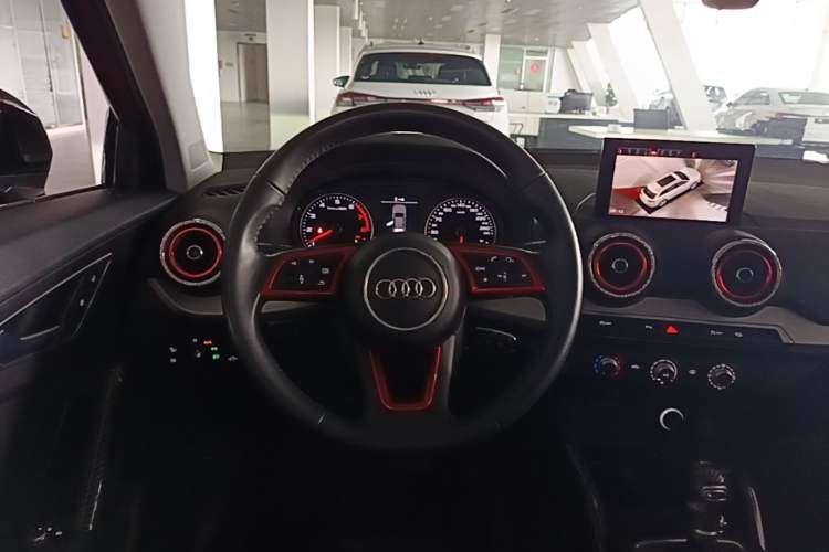 Used Audi Q2L 2020 35 TFSI Ambition Dynamic Edition Steering Wheel
