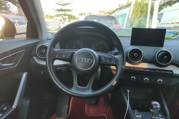Used Audi Q2L 2020 35 TFSI Ambition Dynamic Edition Steering Wheel