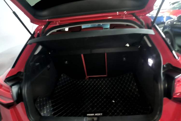 Used Audi Q2L 2020 35 TFSI Ambition Dynamic Edition Trunk