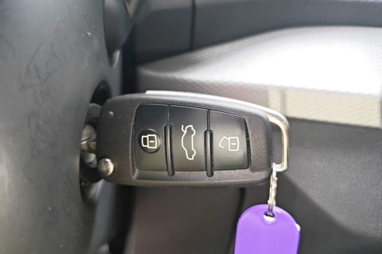 Used Audi Q2L 2020 35 TFSI Ambition Dynamic Edition Vehicle Key