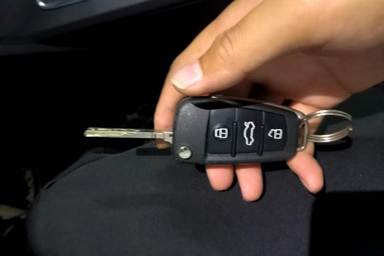 Used Audi Q2L 2020 35 TFSI Ambition Dynamic Edition Vehicle Key