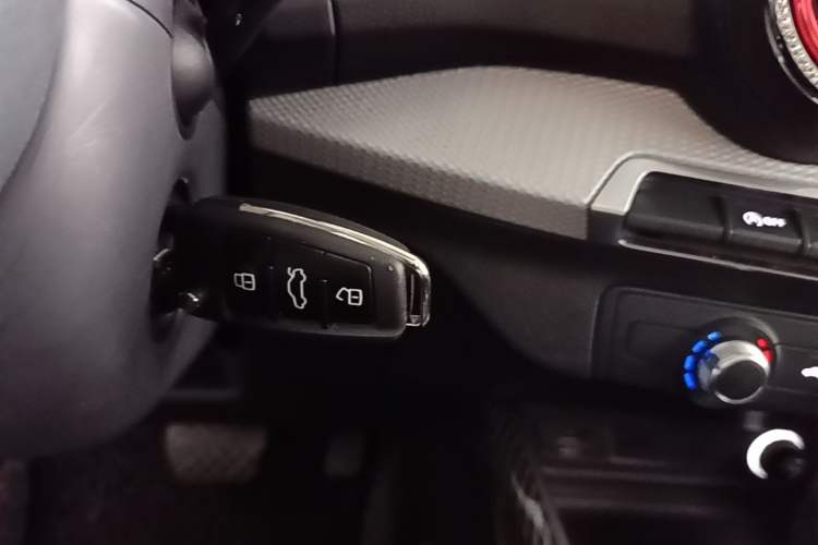 Used Audi Q2L 2020 35 TFSI Ambition Dynamic Edition Vehicle Key