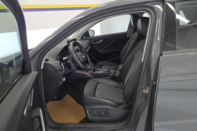 Used Audi Q2L 2020 35 TFSI Fashionable and Elegant Model Left Front Seat