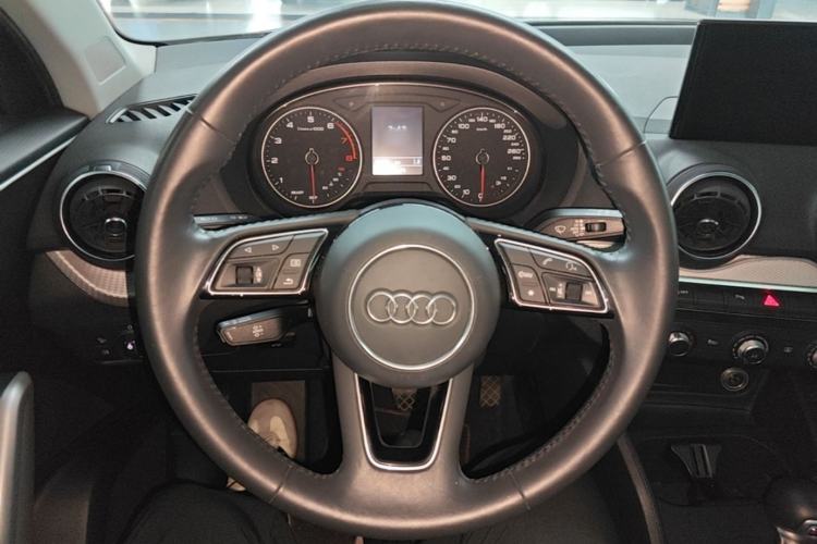 Used Audi Q2L 2020 35 TFSI Ambition Dynamic Edition Steering Wheel