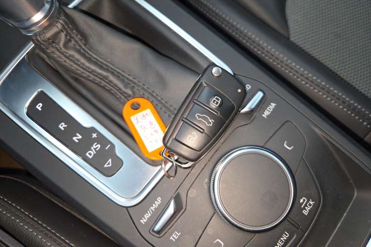 Used Audi Q2L 2020 35 TFSI Fashionable and Elegant Model Vehicle Key