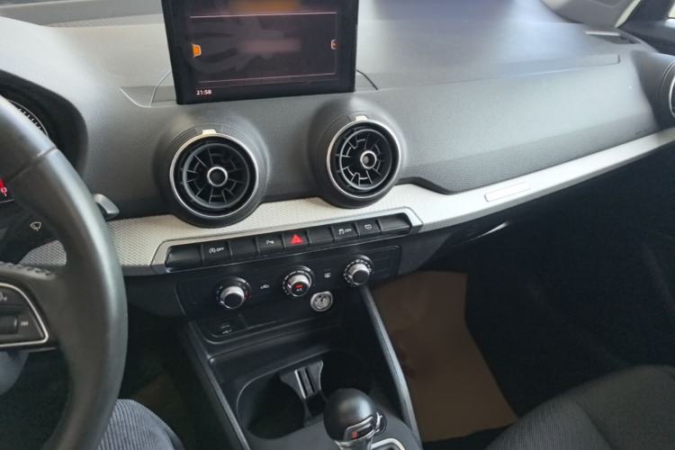 Used Audi Q2L 2020 35 TFSI Ambition Dynamic Edition Audio And AC Panel