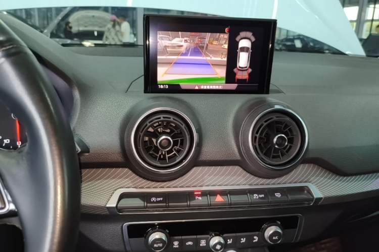 Used Audi Q2L 2020 35 TFSI Fashion Dynamic Model Audio And AC Panel