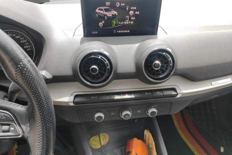 Used Audi Q2L 2020 35 TFSI Ambition Dynamic Edition Audio And AC Panel