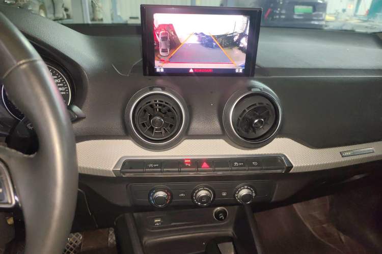 Used Audi Q2L 2020 35 TFSI Ambition Dynamic Edition Audio And AC Panel
