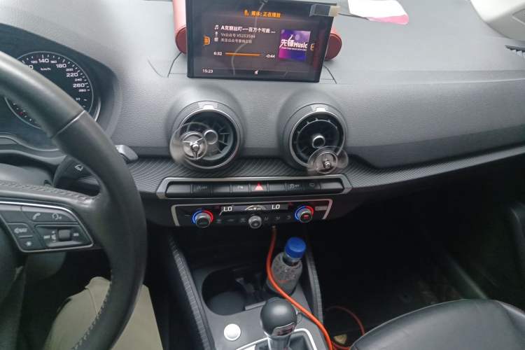 Used Audi Q2L 2020 35 TFSI Ambition Dynamic Edition Audio And AC Panel