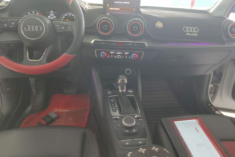 Used Audi Q2L 2020 35 TFSI Fashion Dynamic Model Audio And AC Panel