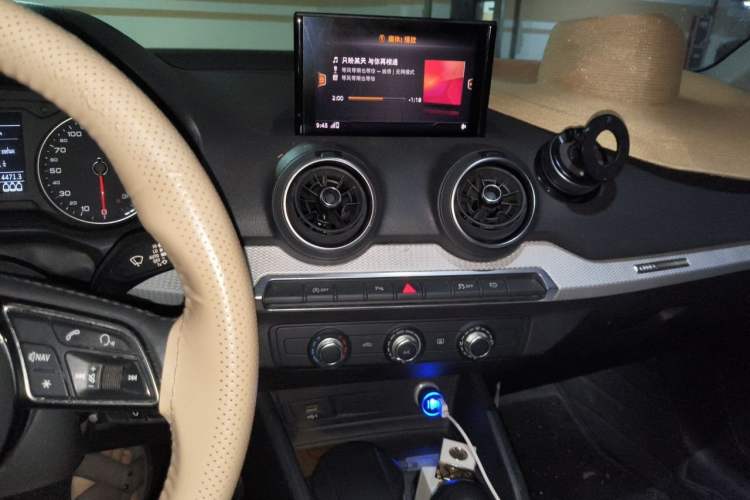 Used Audi Q2L 2020 35 TFSI Ambition Dynamic Edition Audio And AC Panel