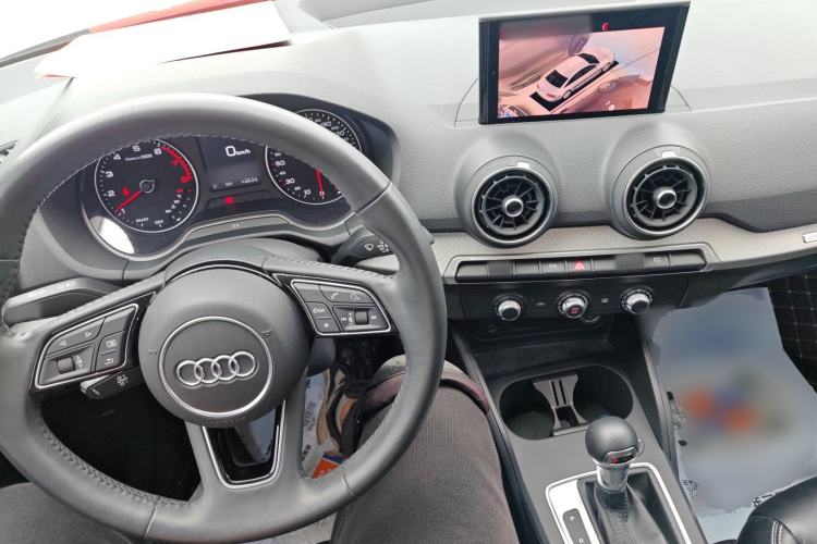 Used Audi Q2L 2020 35 TFSI Ambition Dynamic Edition Center Console