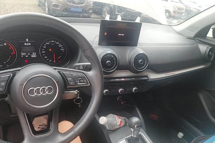 Used Audi Q2L 2020 35 TFSI Ambition Dynamic Edition Center Console