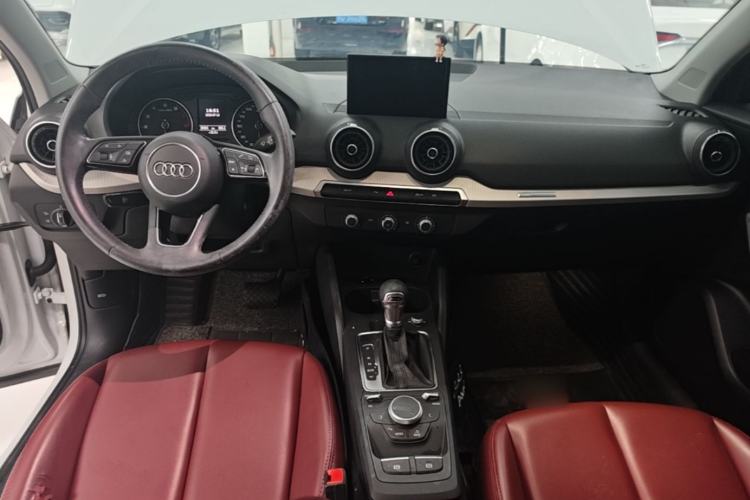 Used Audi Q2L 2020 35 TFSI Ambition Dynamic Edition Center Console