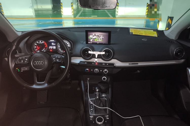 Used Audi Q2L 2020 35 TFSI Ambition Dynamic Edition Center Console