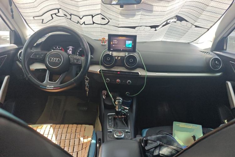 Used Audi Q2L 2020 35 TFSI Ambition Dynamic Edition Center Console