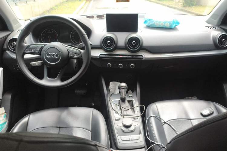 Used Audi Q2L 2020 35 TFSI Ambition Dynamic Edition Center Console