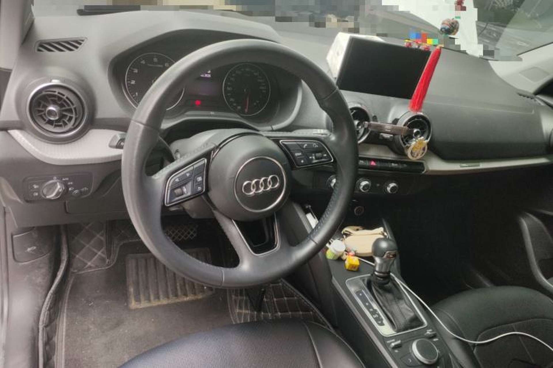 Used Audi Q2L 2020 35 TFSI Ambition Dynamic Edition Center Console