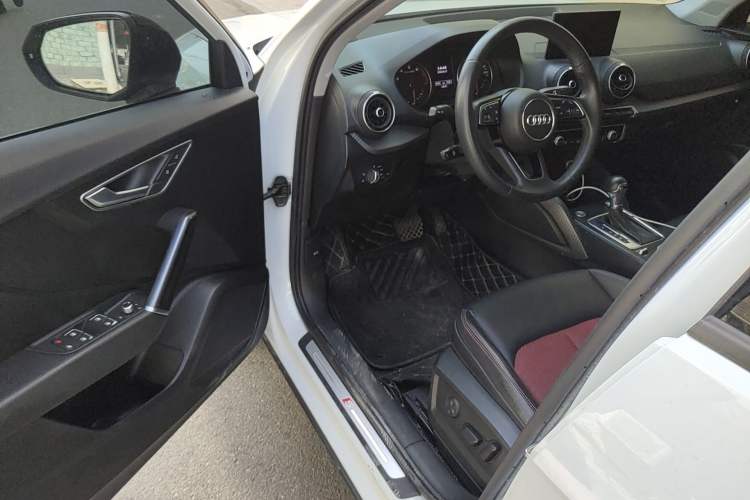 Used Audi Q2L 2020 35 TFSI Fashion Dynamic Model Driver Seat