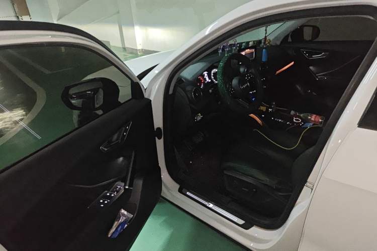 Used Audi Q2L 2020 35 TFSI Fashion Dynamic Model Driver Seat
