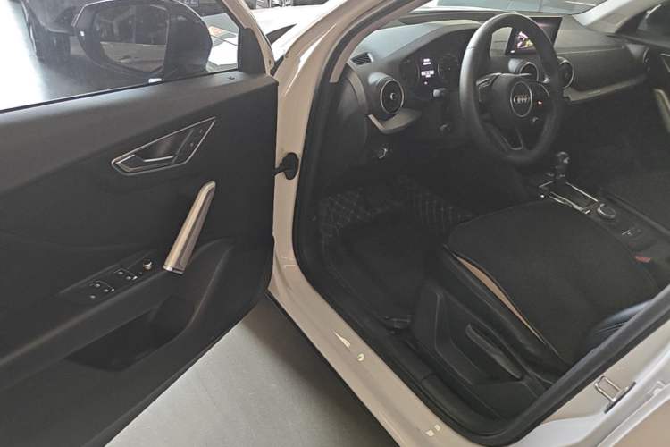 Used Audi Q2L 2020 35 TFSI Ambition Dynamic Edition Driver Seat