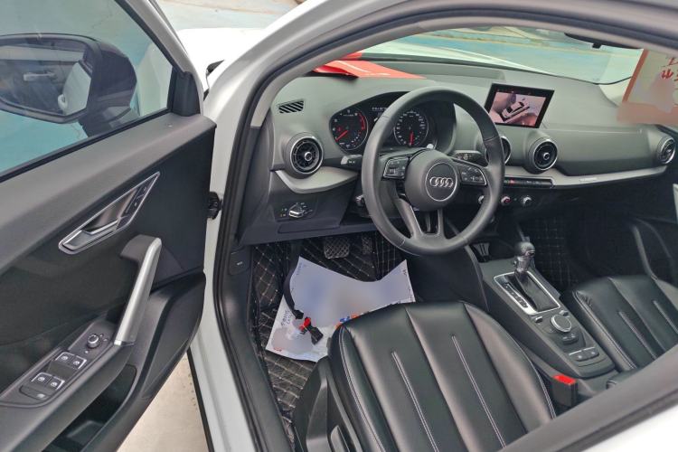 Used Audi Q2L 2020 35 TFSI Ambition Dynamic Edition Driver Seat