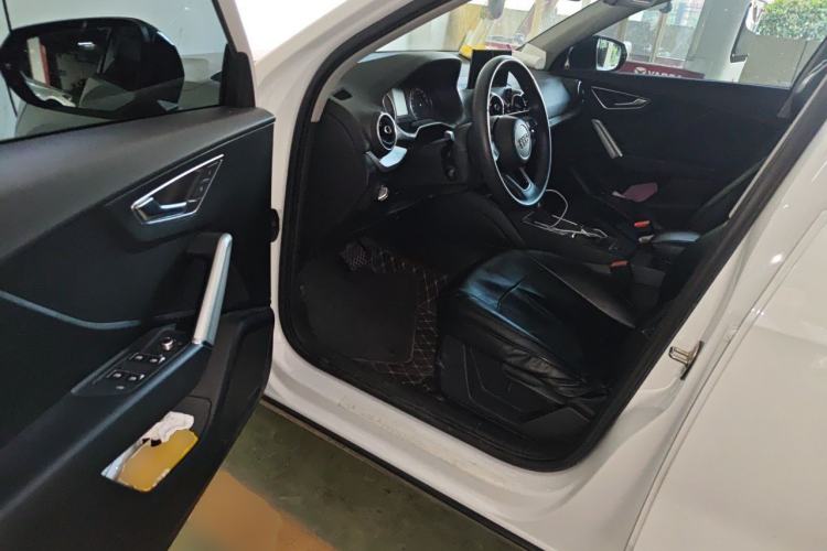 Used Audi Q2L 2020 35 TFSI Ambition Dynamic Edition Driver Seat