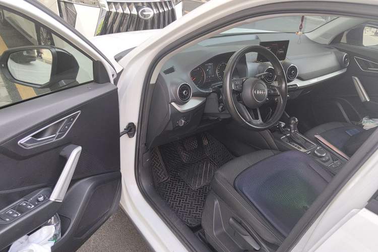Used Audi Q2L 2020 35 TFSI Ambition Dynamic Edition Driver Seat