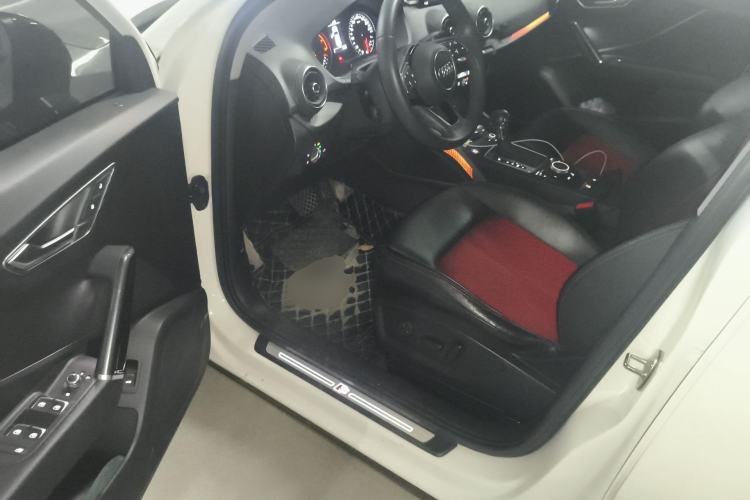 Used Audi Q2L 2020 35 TFSI Fashion Dynamic Model Driver Seat