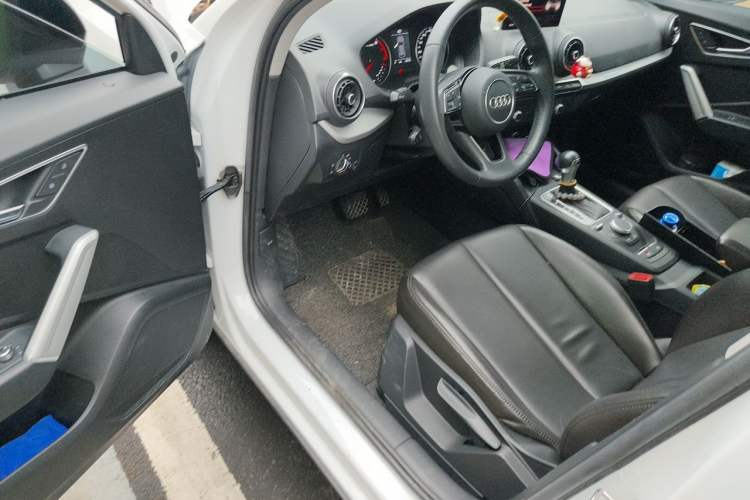 Used Audi Q2L 2020 35 TFSI Ambition Dynamic Edition Driver Seat