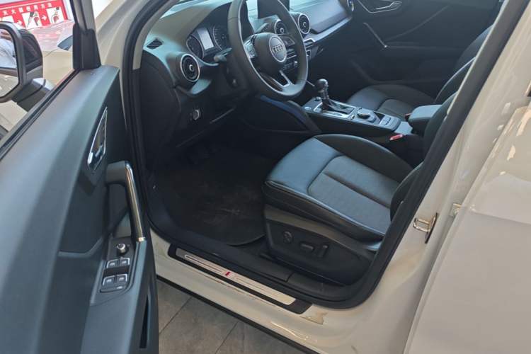 Used Audi Q2L 2020 35 TFSI Fashion Dynamic Model Driver Seat